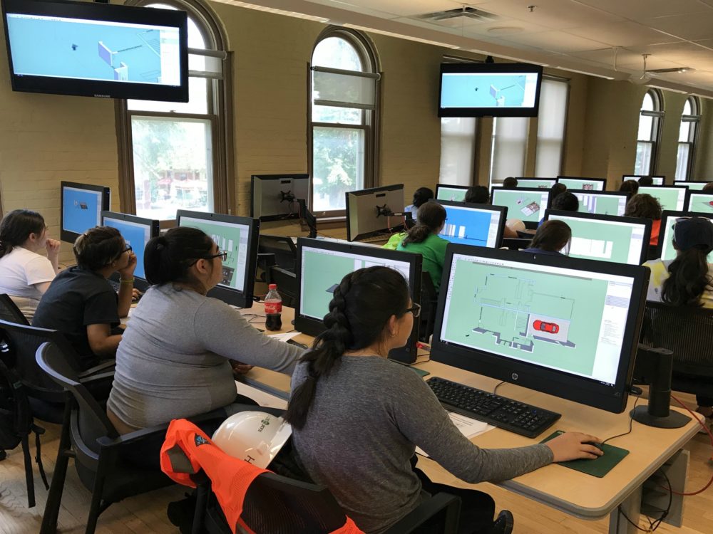 Students in the CM Computer Lab