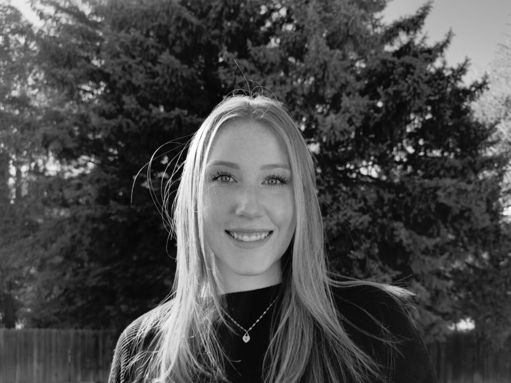 Jenna Boelsterli headshot