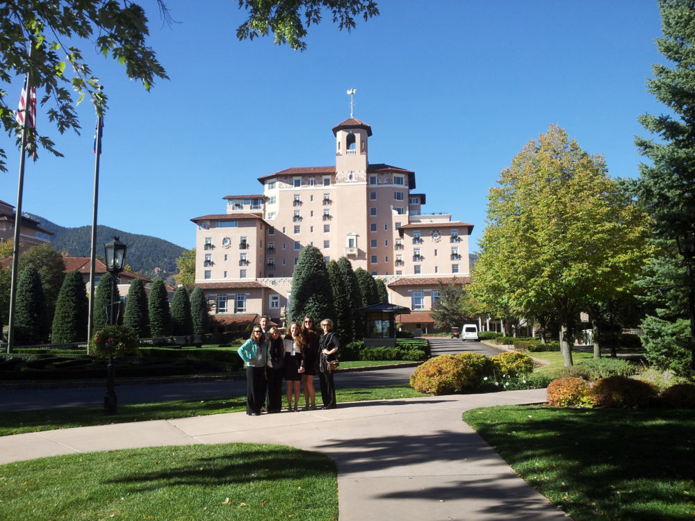 Students in front of Broadmoor Hotel