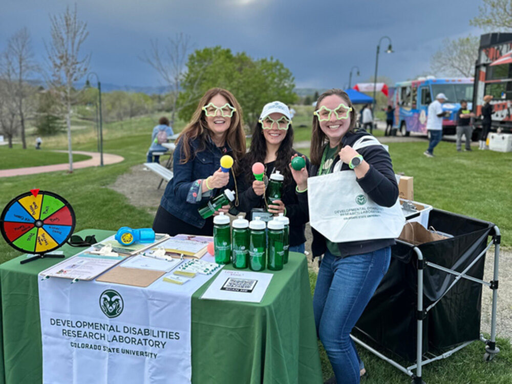 DDL Booth at Gigi Glow Run