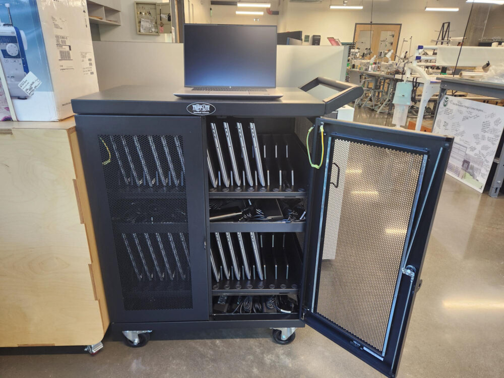 Design thinking laptop cart